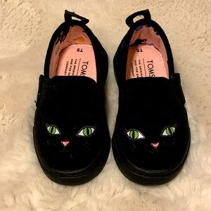 NWOT TOMS Black Cat Toddler Shoes